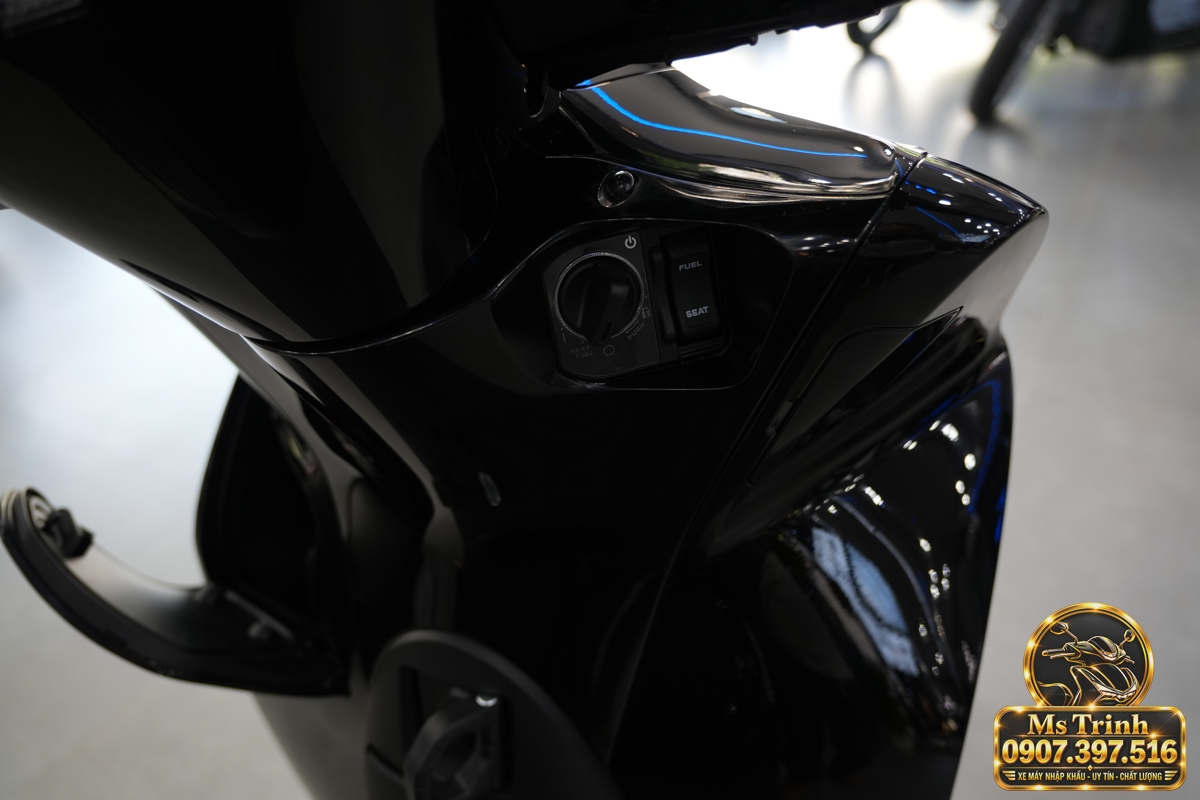 Honda SH150i Ý đen bóng 2027 tại An Giang - Sơn bóng lịch sự, tiện ích cho mỗi ngày