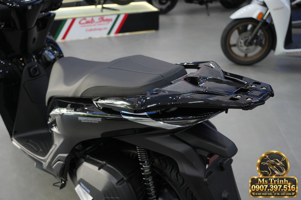 Honda SH150i Ý đen bóng 2027 tại An Giang - Sơn bóng lịch sự, tiện ích cho mỗi ngày