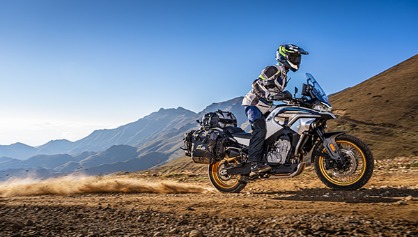 CF Moto 800MT Explorer 2025, ADV Cao Cấp Nhất, Chính Hãng, Giá Tốt tại An Giang