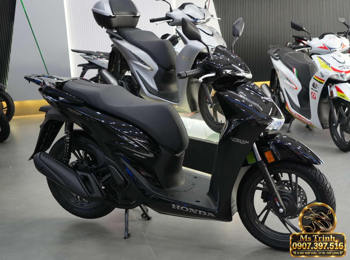 Honda SH150i Ý đen bóng 2027 tại An Giang - Sơn bóng lịch sự, tiện ích cho mỗi ngày