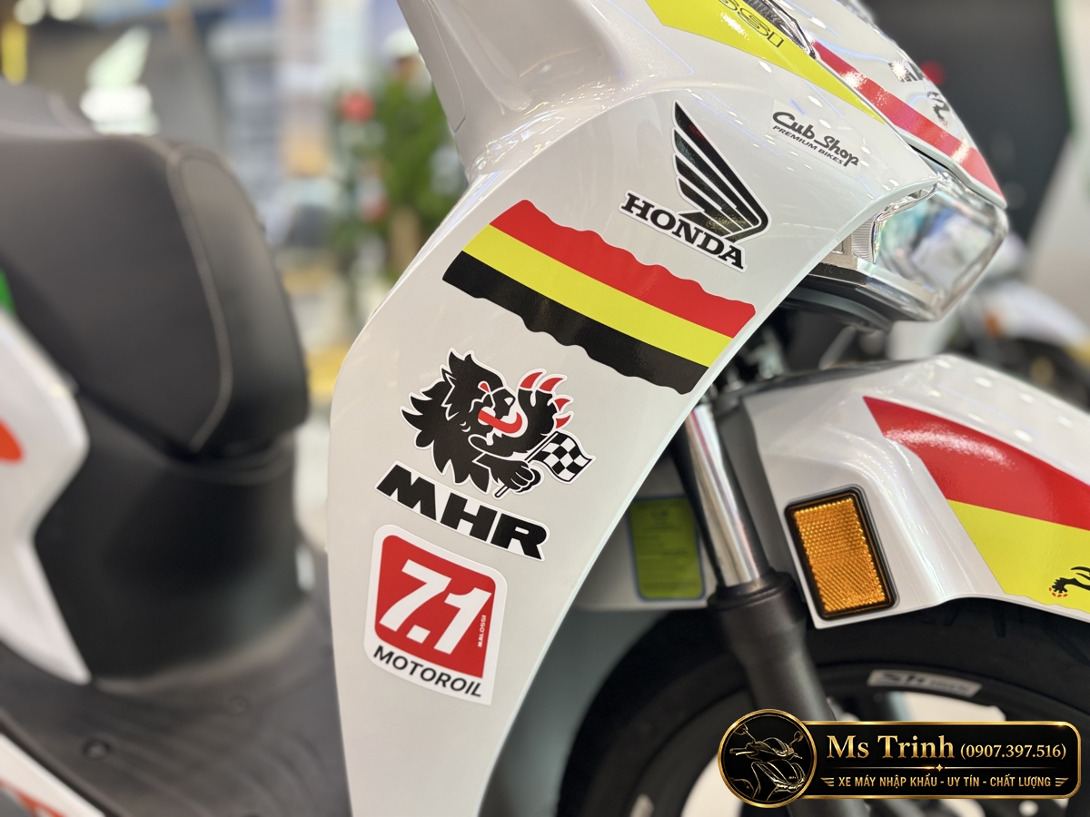 Honda SH150 Ý Malossi 2026 tại An Giang - Tem custom thể thao, dáng SH thanh lịch