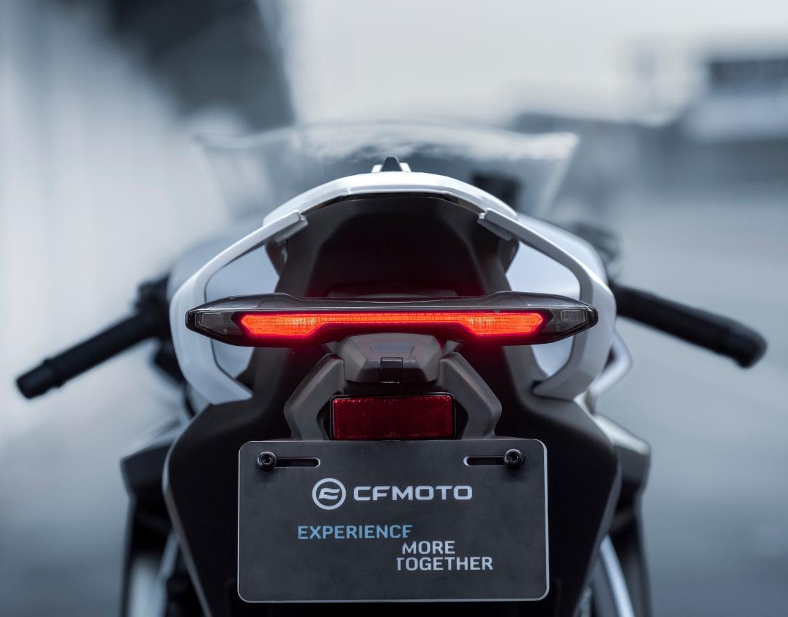 CF Moto 675SR-R 2025 3 Xi Lanh Ngang, Siêu Thể Thao, Giá Rẻ tại An Giang