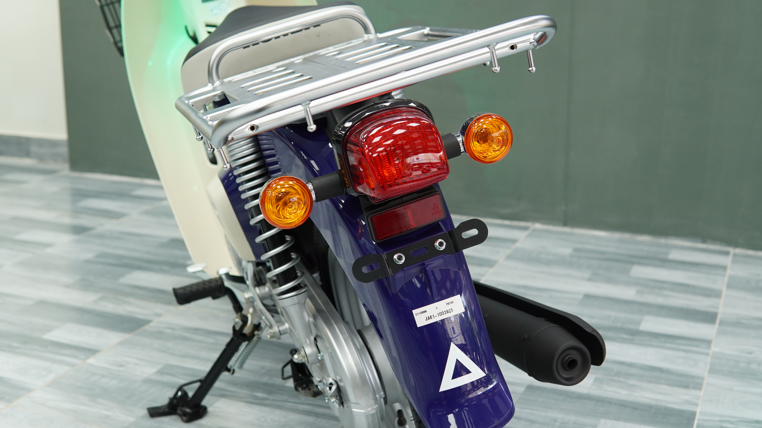 Honda Super Cub 110 Pro ABS 2025, Nhập Khẩu Chính Hãng Từ Nhật tại An Giang