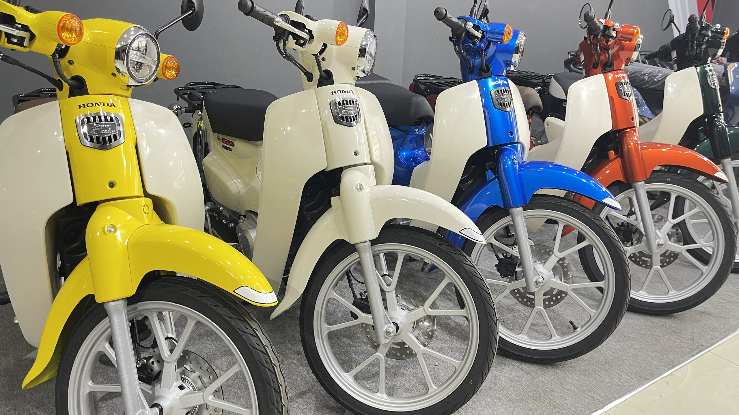 Honda Super Cub 110 ABS, Made In Japan, NK Chính Hãng, Hiếm tại An Giang