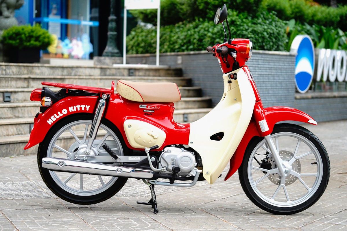 Honda Super Cub 110ABS Hello Kitty Edition, Made In Japan tại An Giang