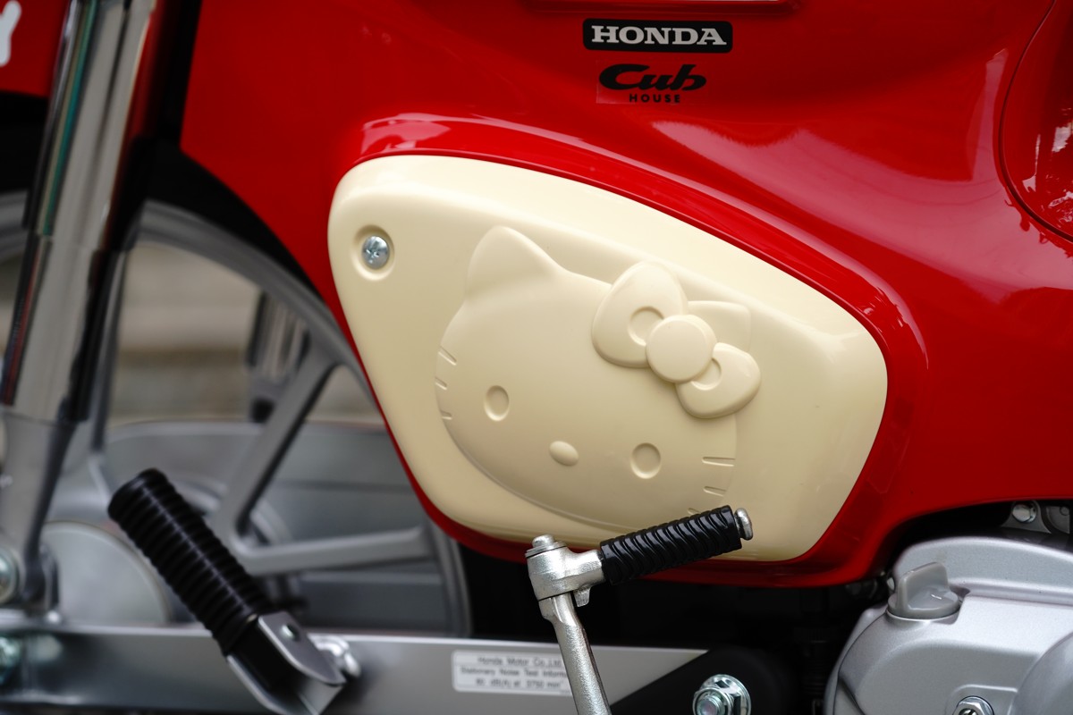 Honda Super Cub 110ABS Hello Kitty Edition, Made In Japan tại An Giang