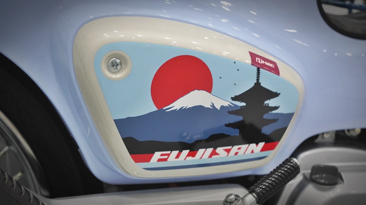 Honda Cub 110 Fujisan bản giới hạn tại An Giang - Thiết kế đậm chất Nhật Bản