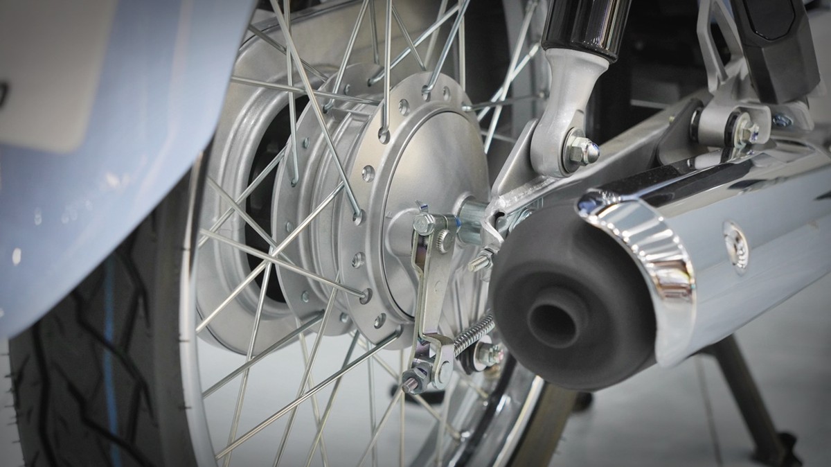 Honda Cub 110 Fujisan bản giới hạn tại An Giang - Thiết kế đậm chất Nhật Bản