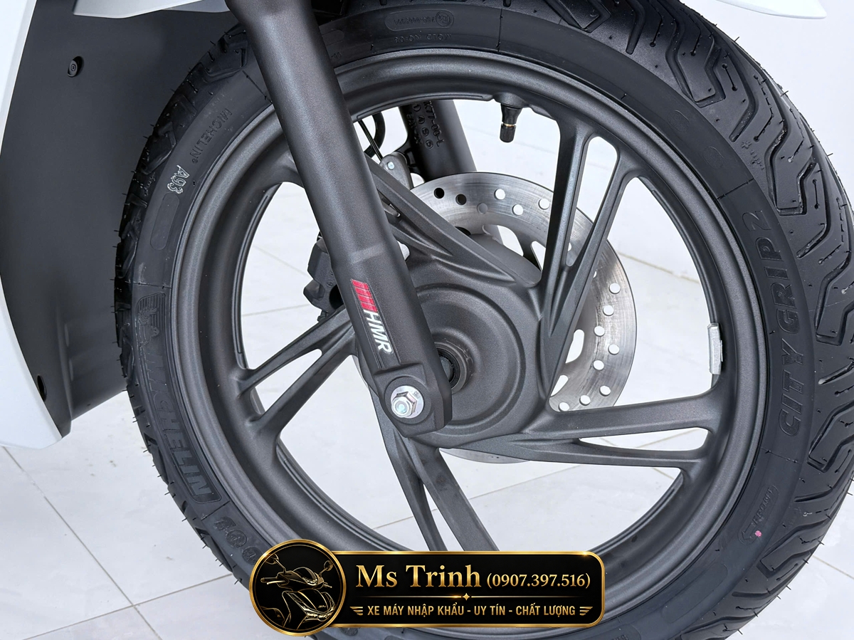Honda SH150i Special Edition Standard nhập HMR Ý màu trắng tại An Giang: Giá trị nằm trong từng chi tiết nguyên bản