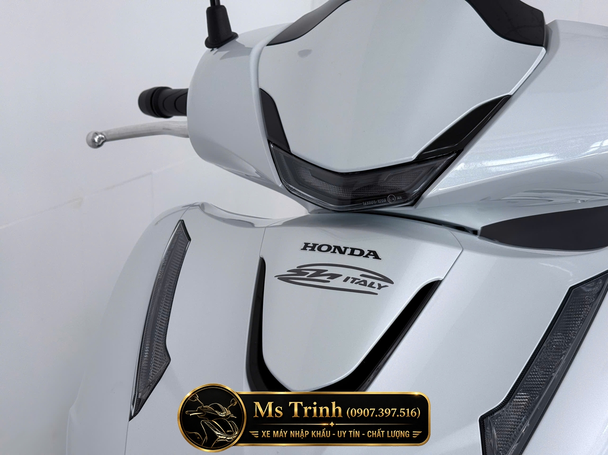 Honda SH150i Special Edition Standard nhập HMR Ý màu trắng tại An Giang: Giá trị nằm trong từng chi tiết nguyên bản