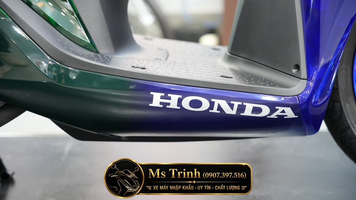 Honda SH150i Vetro Sapphire - Green tại An Giang: SH Ý 2 trong 1 giới hạn 200 xe