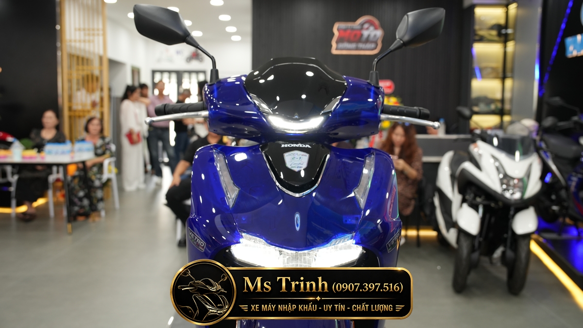 Honda SH150i Vetro Sapphire - Green tại An Giang: SH Ý 2 trong 1 giới hạn 200 xe