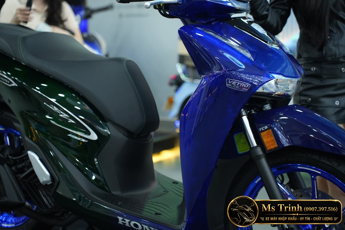 Honda SH150i Vetro Sapphire - Green tại An Giang: SH Ý 2 trong 1 giới hạn 200 xe