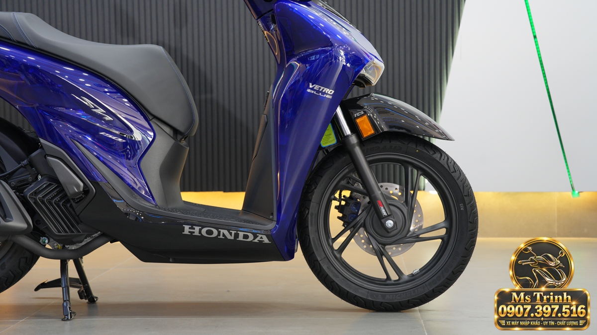 Honda SH150 Vetro Blue 2027 tại An Giang - Xanh Sapphire trong suốt, nhập Ý sang trọng