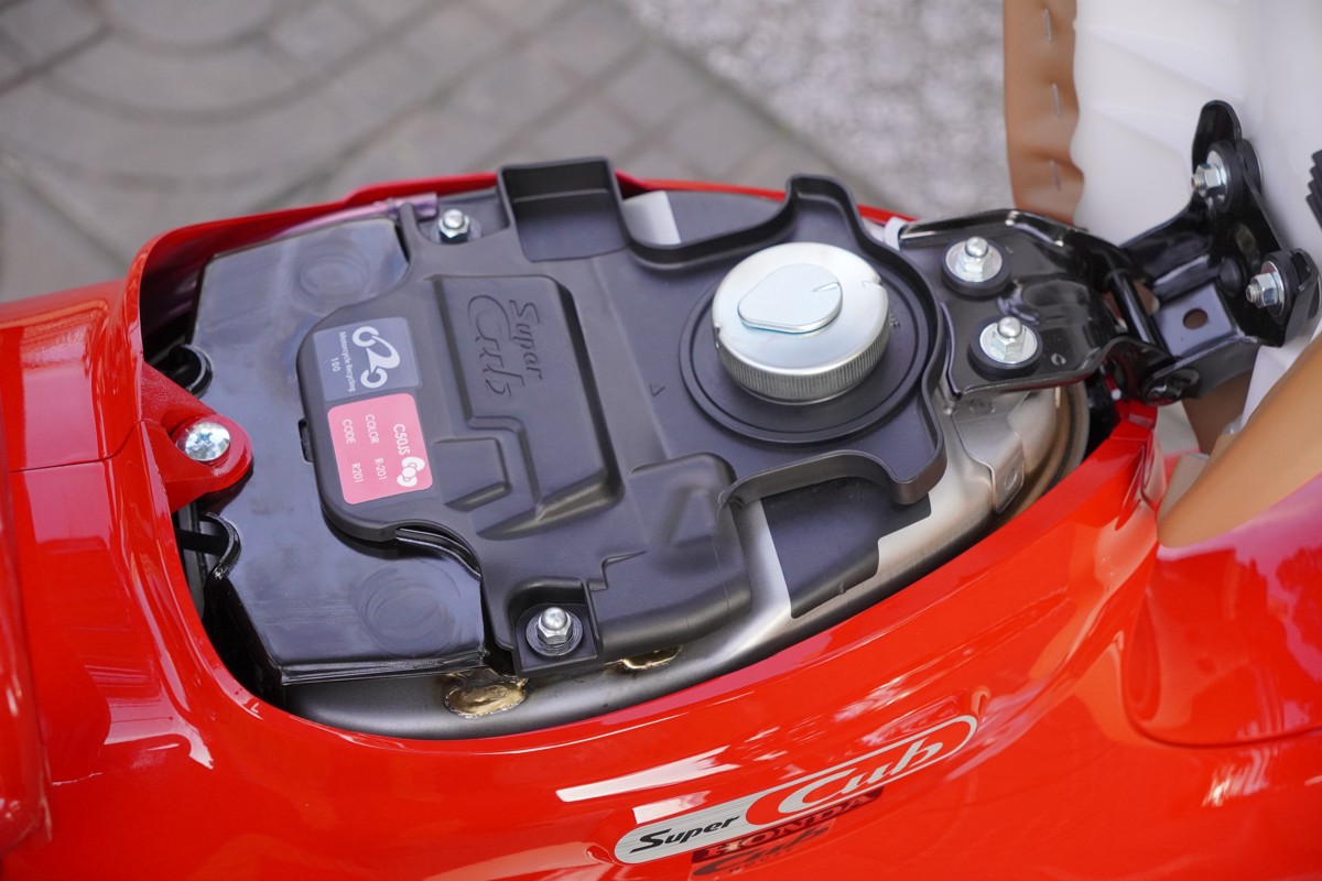 Honda Super Cub 50cc Hello Kitty Edition, Made In Japan, Hàng Hiếm tại An Giang