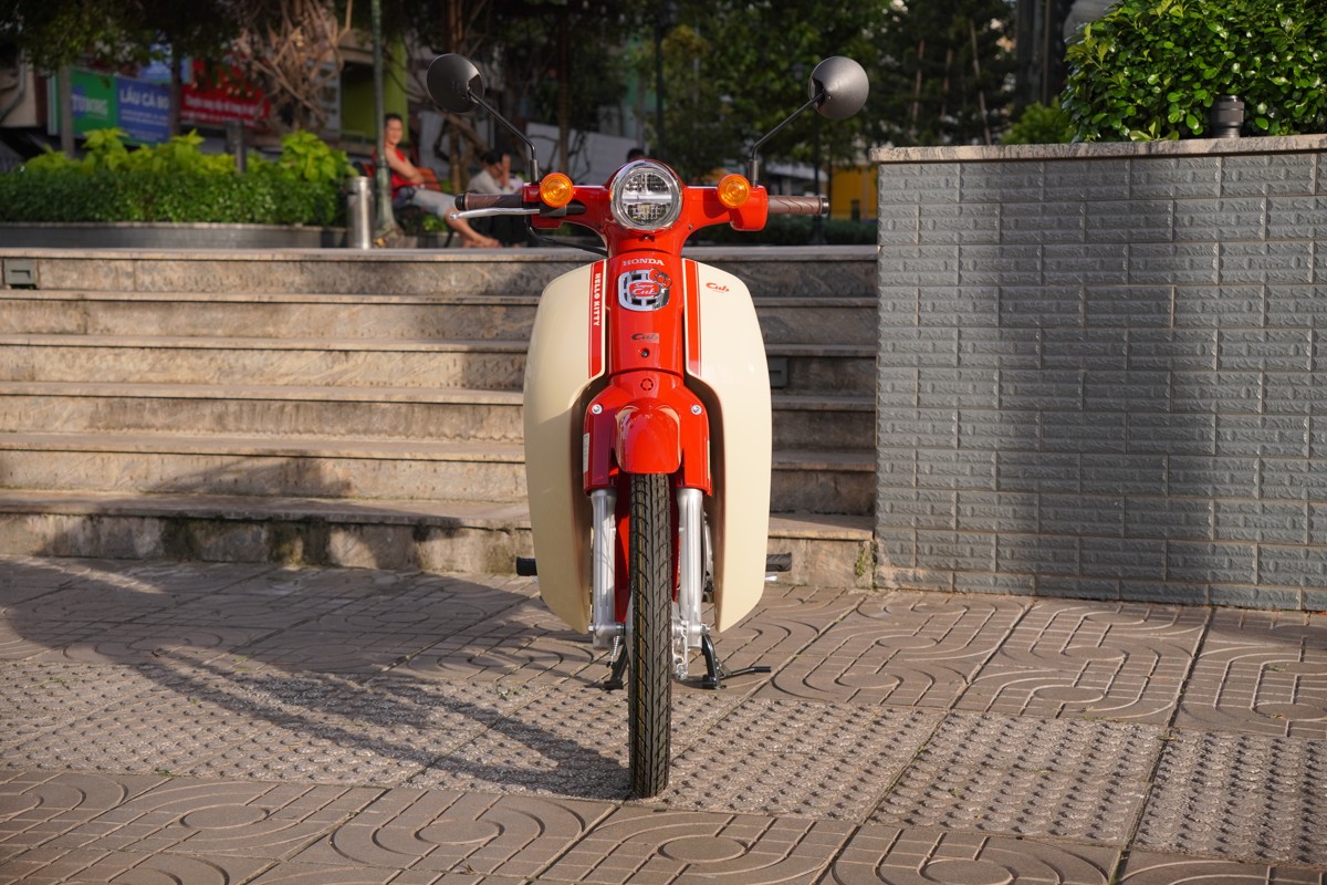 Honda Super Cub 50cc Hello Kitty Edition, Made In Japan, Hàng Hiếm tại An Giang