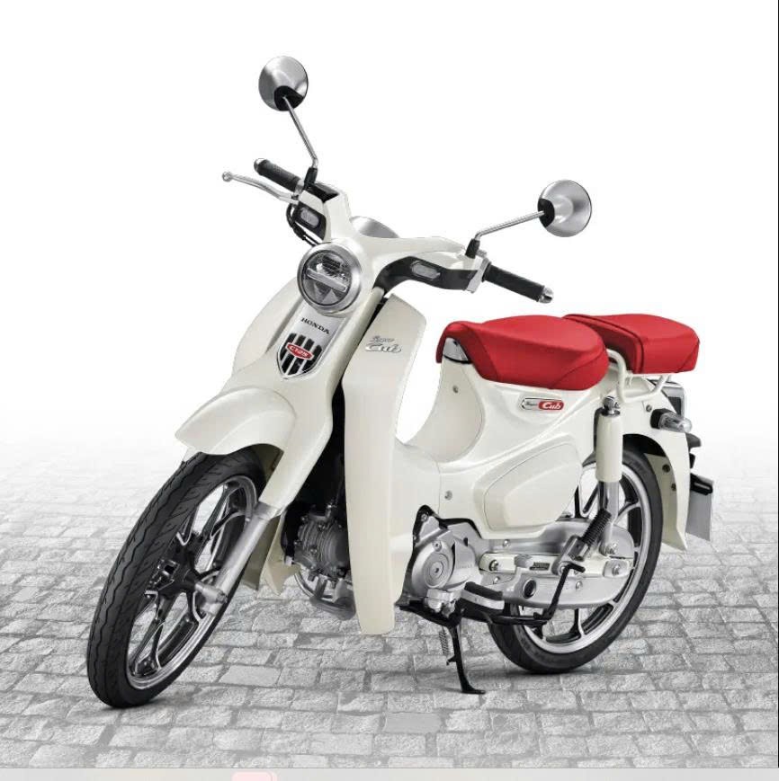 Honda Super Cub 125 Custom Edition Thái Lan 2025 màu trắng tại An Giang
