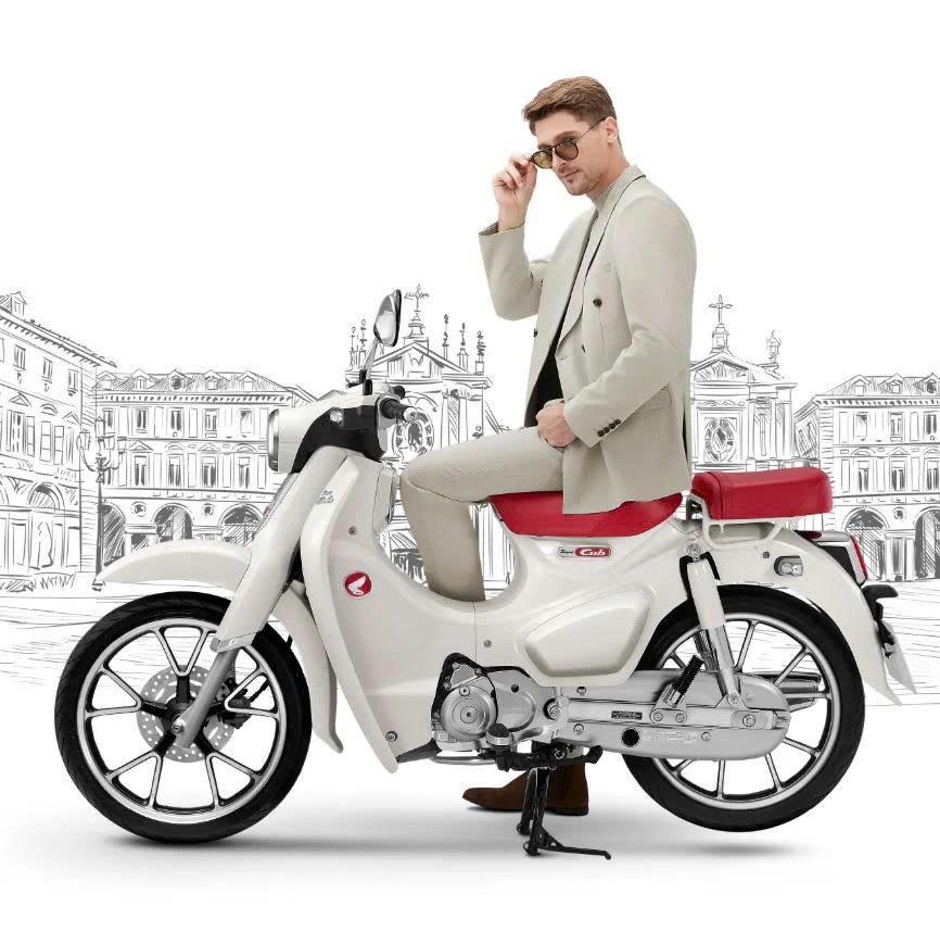 Honda Super Cub 125 Custom Edition Thái Lan 2025 màu trắng tại An Giang