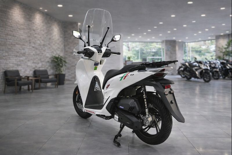 Honda SH150 trắng pha lê nhập Ý 2026 tại An Giang - Sport Edition chính ngạch, chuẩn chất Ý