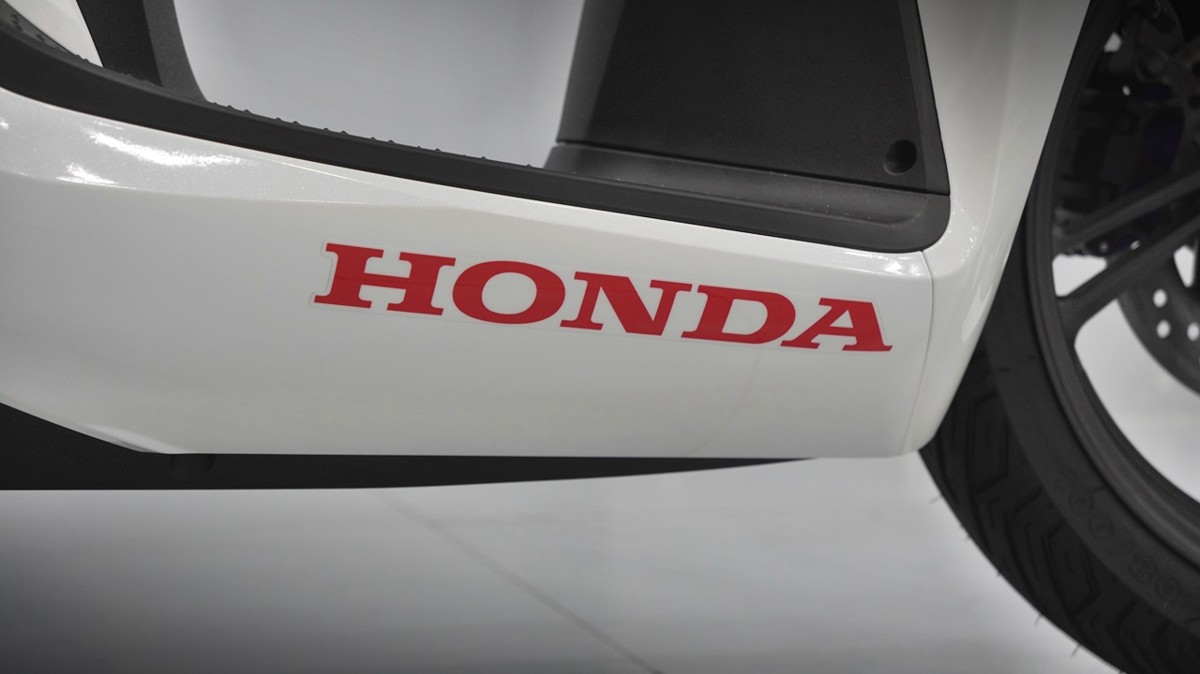 Honda SH150 trắng pha lê nhập Ý 2026 tại An Giang - Sport Edition chính ngạch, chuẩn chất Ý