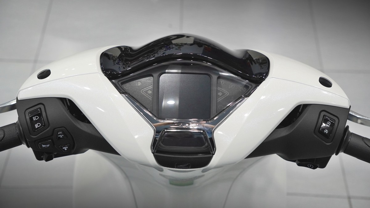 Honda SH150 trắng pha lê nhập Ý 2026 tại An Giang - Sport Edition chính ngạch, chuẩn chất Ý
