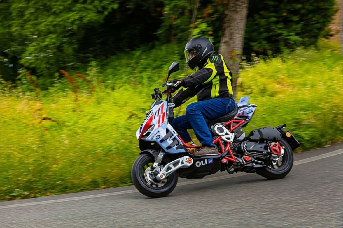 Italjet Dragster 300 Gresini Racing Tại An Giang - Chiếc Scooter Ý Khiến Dân Chơi Xe Phải Ngoái Nhìn