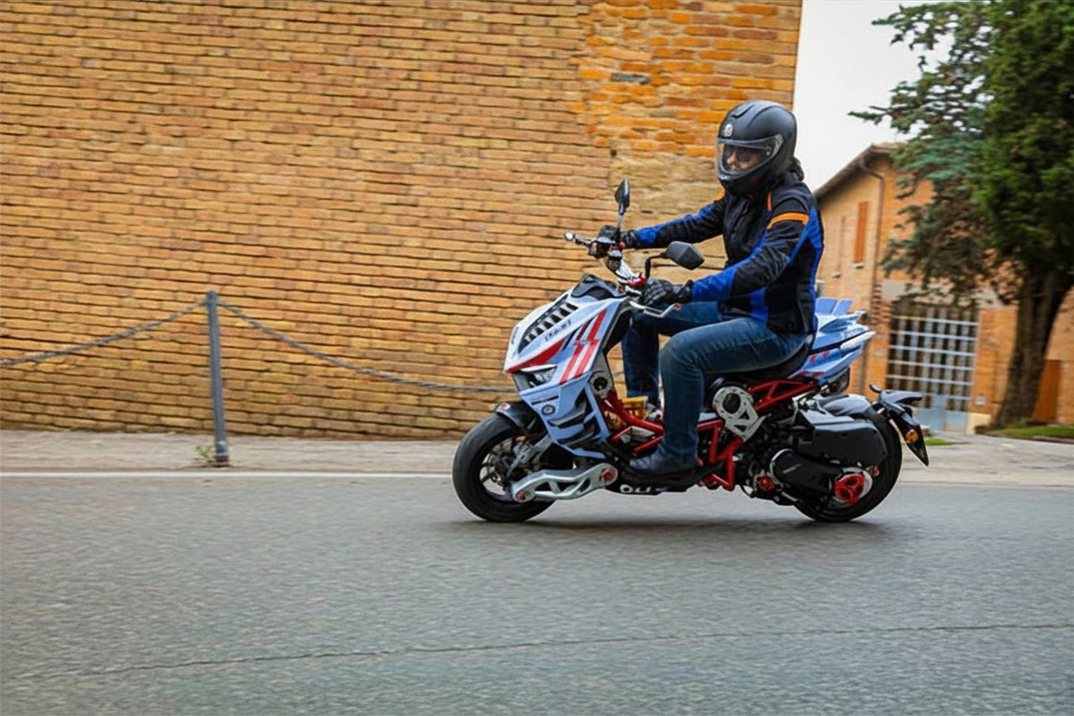 Italjet Dragster 300 Gresini Racing Tại An Giang - Chiếc Scooter Ý Khiến Dân Chơi Xe Phải Ngoái Nhìn
