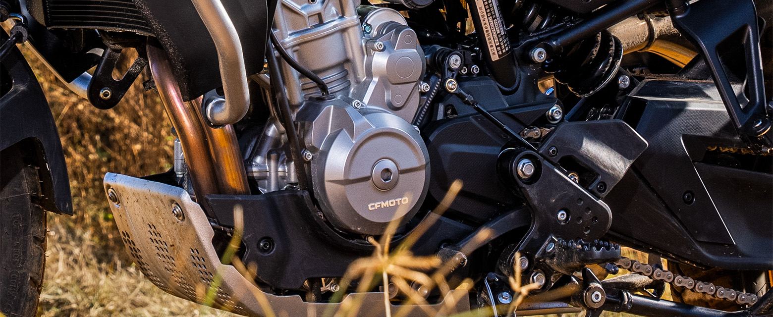 CF Moto 800MT Explorer 2025, ADV Cao Cấp Nhất, Chính Hãng, Giá Tốt tại An Giang