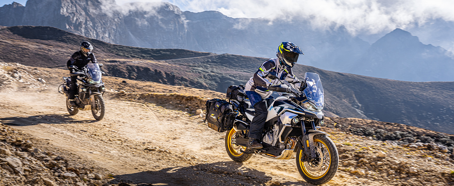 CF Moto 800MT Explorer 2025, ADV Cao Cấp Nhất, Chính Hãng, Giá Tốt tại An Giang