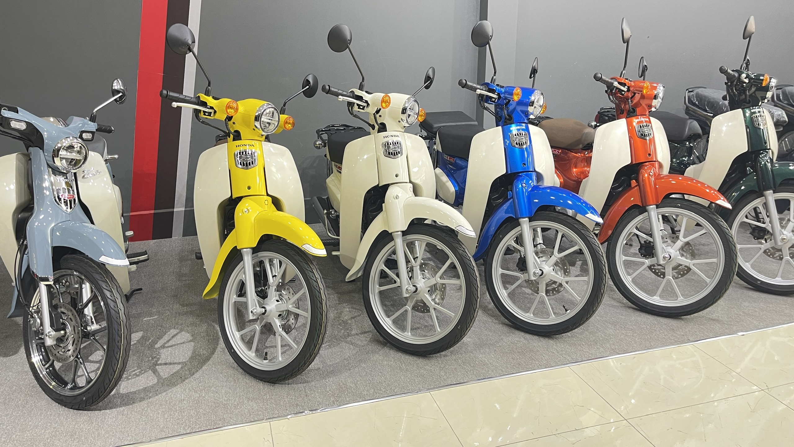 Honda Super Cub 110 ABS, Made In Japan, NK Chính Hãng, Hiếm tại An Giang